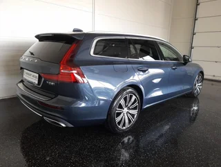 V60 T8 INSCRIPTION PHEV 4x4 Aut - Image 2