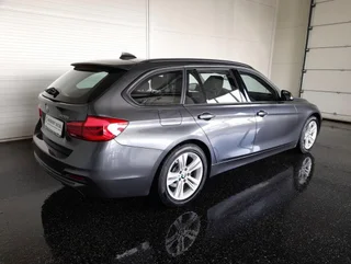 320 i Touring SPORT LINE 4x4 Aut - Image 2