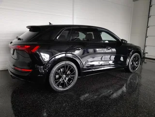 e-tron 50 quattro S-LINE - Image 2