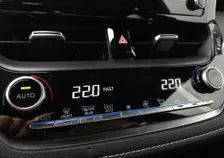 Corolla TOURING SPORTS 2,0 Hybrid Aut - Image 6