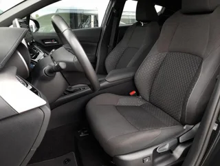 C-HR 2,0 Hybrid Aut. - Image 10