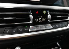 330 e Touring SPORT-LINE PHEV Aut. - Image 6