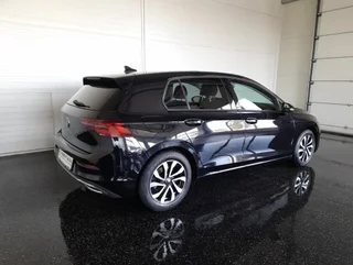 Golf VIII ACTIVE 2,0 TDI DSG - Image 2