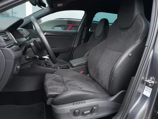 Superb Kombi SPORTLINE PHEV 156/218 DSG - Image 12