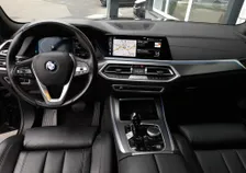 X5 45e xLINE 4x4 Aut - Image 3