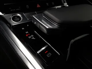 e-tron 50 quattro S-LINE BLACK EDITION - Image 10