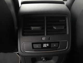 A4 Avant S-LINE 40 TFSI quattro S-tr - Image 12