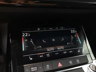 e-tron 55 quattro S-LINE - Image 6