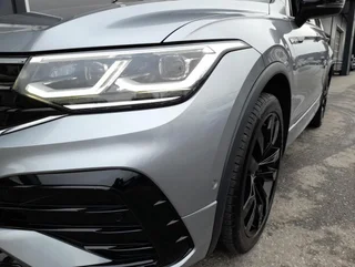 Tiguan Allspace R-LINE 4x4 2,0 TDI DSG - Image 14