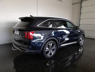 Sorento PLATINUM 4x4 PHEV Aut - Image 2