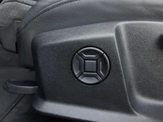 e-tron 50 quattro S-LINE BLACK - Image 11