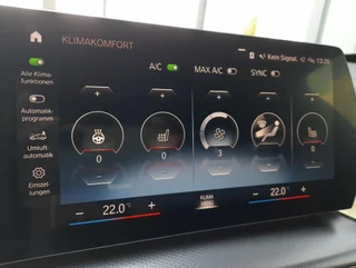 iX1 30 M-SPORT 4x4 Aut - Image 7