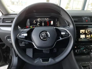 Superb Combi STYLE 156/218 PHEV DSG - Image 10