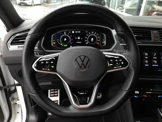 Tiguan R-LINE e-Hybrid DSG - Image 9