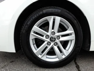 Corolla Touring SPORTS 1,8 Hybrid Aut - Image 14