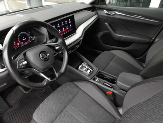 Octavia Combi FIRST ED 2,0 TDI DSG - Image 11