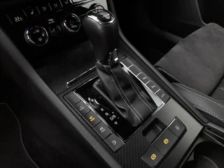 Superb Kombi SPORTLINE PHEV 156/218 DSG - Image 9