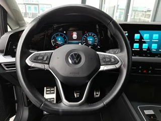 Golf VIII ACTIVE 2,0 TDI DSG - Image 8