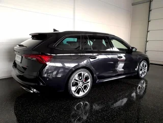 Octavia Combi RS PLUS 2,0 TDI DSG - Image 2