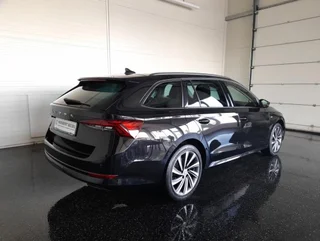 Octavia Combi TOUR 2,0 TDI DSG - Image 2