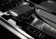 Q7 S-LINE 55 TFSI e Quattro PHEV S-tr - Image 7