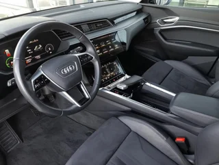 e-tron 55 quattro S-LINE - Image 12