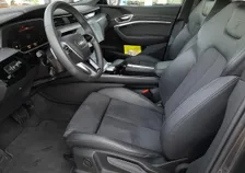 e-tron 55 quattro S-LINE BLACK - Image 4