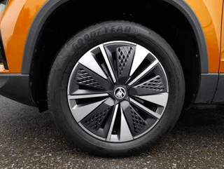 Karoq TOUR 2,0 TDI DSG - Image 17