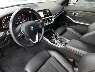 320 D Touring SPORTLINE Aut. - Image 10
