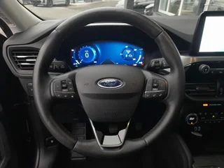 Kuga TITANIUM 2,5 Duratec PHEV Aut - Image 8