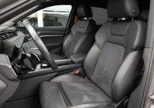 e-tron SB 50 quattro S-LINE BLACK EDITION - Image 13