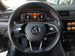 Superb Kombi SPORTLINE PHEV 156/218 DSG - Image 9