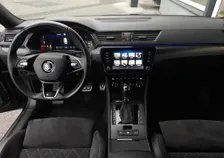 Superb Kombi SPORTLINE PHEV 156/218 DSG - Image 3