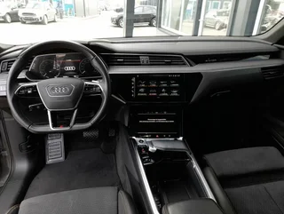 e-tron 50 quattro S-LINE BLACK EDITION - Image 3