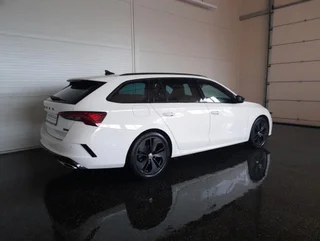 Octavia Combi RS 4x4 2,0 TDI DSG - Image 2