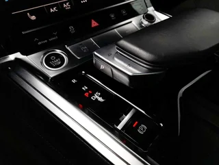 e-tron 55 quattro S-LINE BLACK EDITION - Image 9