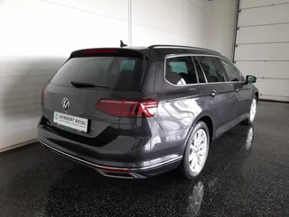Passat Variant GTE e-Hybrid DSG - Image 2