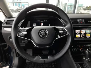 Superb Kombi STYLE PHEV 156/218 DSG - Image 9