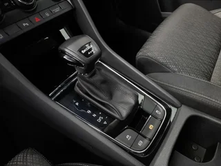 Karoq STYLE 4x4 2,0 TDI DSG - Image 8